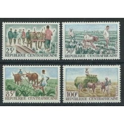 Centralna Afryka - Nr 074 - 77 1965r - Ssaki