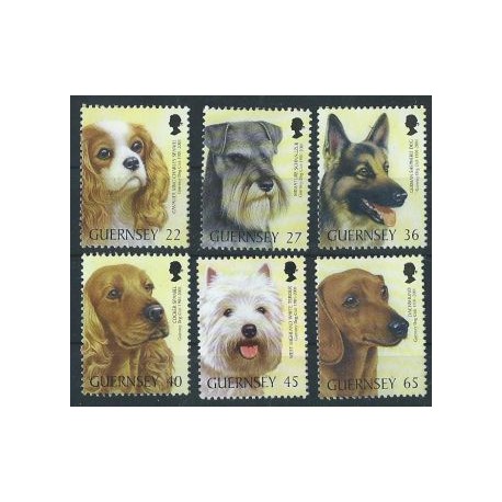 Guernsey - Nr 884 - 89 2001r - Psy