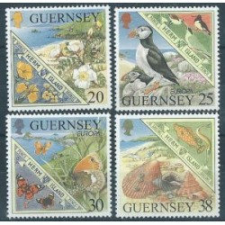 Guernsey - Nr 808 - 11 1999r - CEPT - Ptaki - Motyle