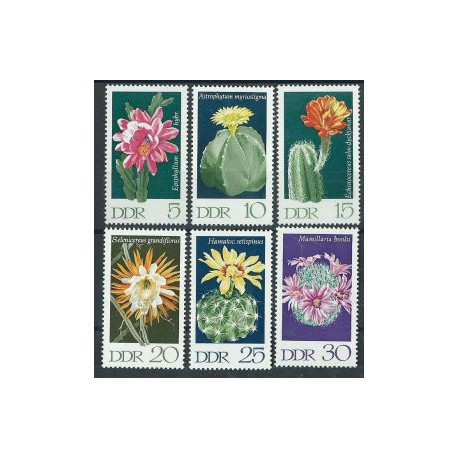 NRD - Nr 1625 - 30 1970r - Kwiaty