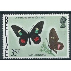 Belize - Nr 370 1977r - Motyle