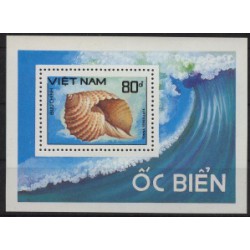 Wietnam - Bl 64 1988r - Muszla
