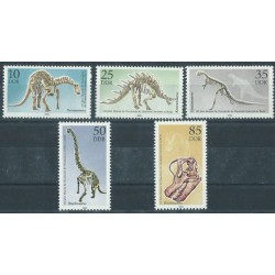 NRD - Nr 3324 - 28 1990r - Dinozaury
