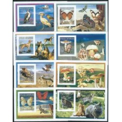 Centralna Afryka - Nr 1774 - 81 Wydanie Lux 8  B 1997r Koty-  Motyle - Ptaki