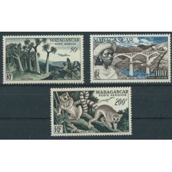 Madagaskar - Nr 426 - 28 1954r - Ptak -  Ssaki - Kol.  francuskie