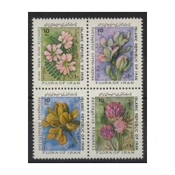 Iran - Nr 2382 - 85 1990r - Kwiaty