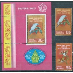 Indonezja - Nr 1074 - 75 Bl 47 1982r - Ptaki