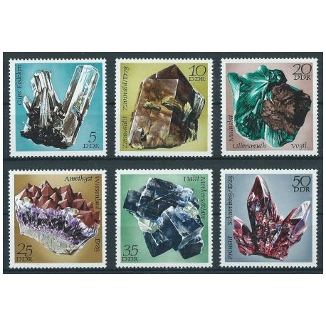 NRD - Nr 1737 - 42 1972r - Minerały