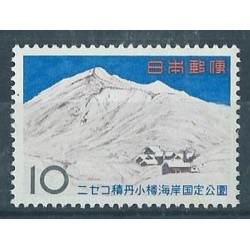 Japonia - Nr 880 1965r - Park