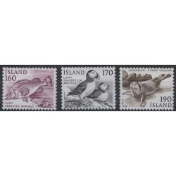 Islandia - Nr 558 - 60 1980r - Ptaki - Ryba